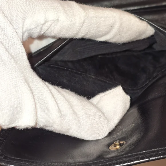 Chanel Black Caviar Timeless CC Compact Wallet (With COA) - Picture 7 of 11